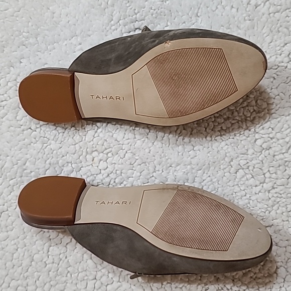 Tahari Flower Flat Mules in Grey Suede Size 8M - Picture 4 of 5